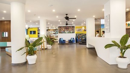 Sảnh lễ tân ÊMM Hotel Hội An