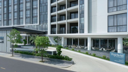 Bên ngoài khách sạn Fairfield by Marriott South Bình Dương