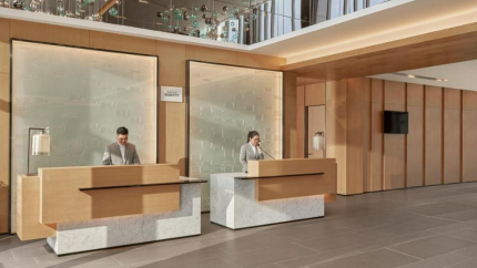 Khu vực lễ tân của Fairfield by Marriott South Hotel