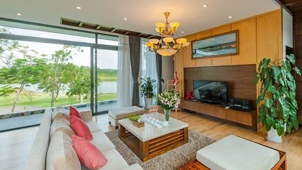 Phòng 01 Deluxe Sky Residence tại khu nghỉ dưỡng.