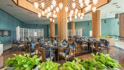 Nhà hàng tại khách sạn