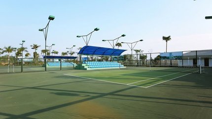 Sân tenis