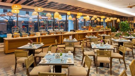 Nhà hàng Hoa FengHuang