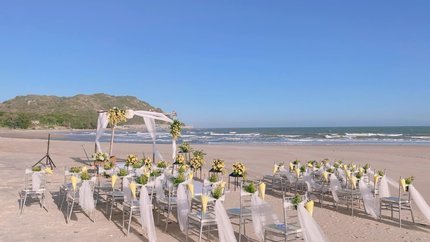 Dịch vụ tổ chức lễ cưới ngoài bãi biển