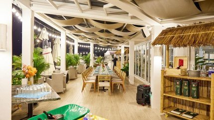 Không gian nhà hàng