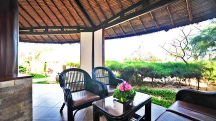 Sân sau để uống trà