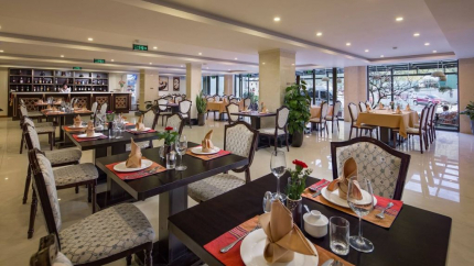 Không gian nhà hàng của Freesia Sapa Hotel 