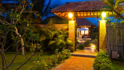 Ngoại Cảnh Khách Sạn