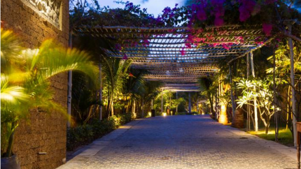 Ngoại Cảnh Khách Sạn