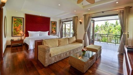 3 Bedroom Beach Front Pool Villa