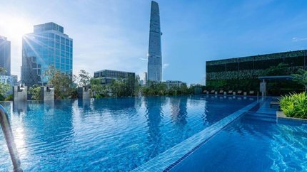 Bể bơi có view tuyệt đẹp