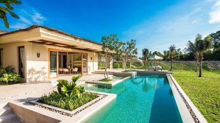 Bể bơi riêng của Villa