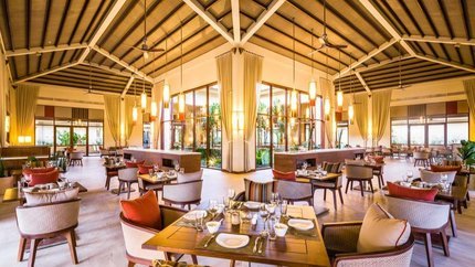 Nhà hàng khách sạn