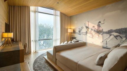 Fusion Suites Saigon Suiteroom
