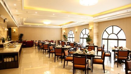Nhà hàng trong khách sạn