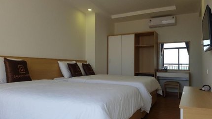 Phòng ngủ rộng, giường ngủ thoải mái