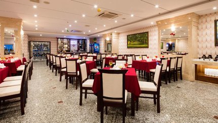 Nhà hàng tại khách sạn