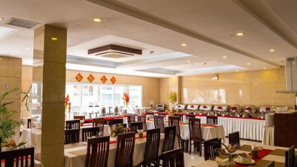 Nhà hàng Gem Nha Trang Hotel 3 sao