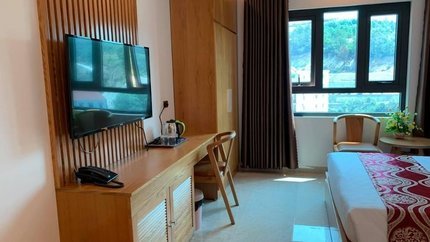 Không gian rộng rãi tràn ngập ánh nắng