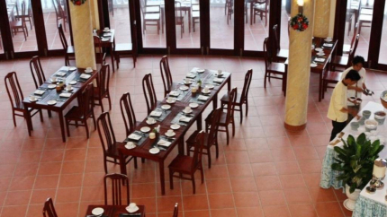 Nhà hàng tại Golden Coast Resort & Spa