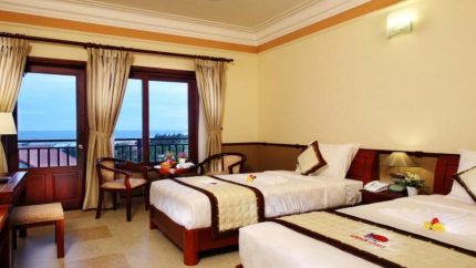 Phòng Beach Front Bungalow tại Golden Coast Resort & Spa