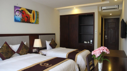 Phòng Deluxe Tại Golden Quảng Trị Hotel