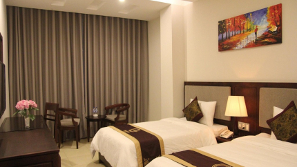 Phòng Deluxe Khách Sạn Golden Quảng Trị