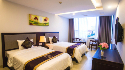 Phòng Deluxe Tại Golden Hotel
