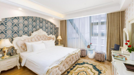 Phòng Suite Tại Golden Rose Hotel Đà Nẵng