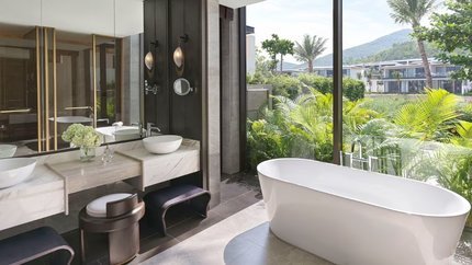 Phòng tắm bồn tiện nghi