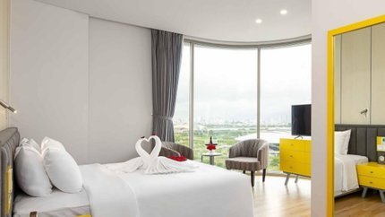 Giường đôi kích thước rộng