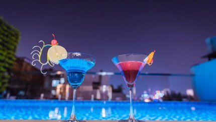 Pool Bar ấn tượng