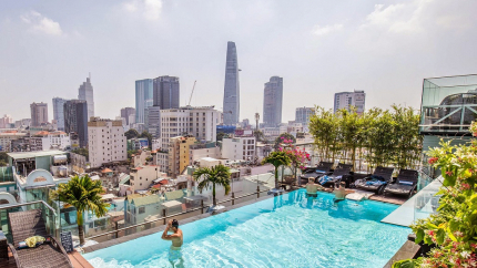 Bể Bơi Ngoài Trời