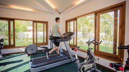 Phòng tập gym hiện đại