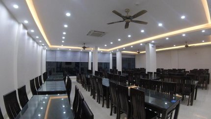 Nhà hàng trong khách sạn