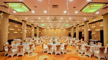 Phòng ăn vô cùng sang trọng