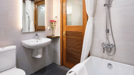 Phòng Superior City View tại Hai Bay Hotel Hà Nội 4*