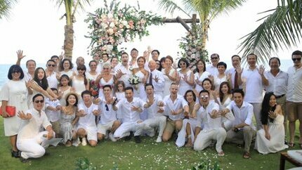 Tiệc cưới ngoài trời