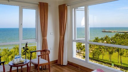 Căn phòng với góc nhìn ra biển