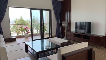 Phòng khách thiết kế sang trọng