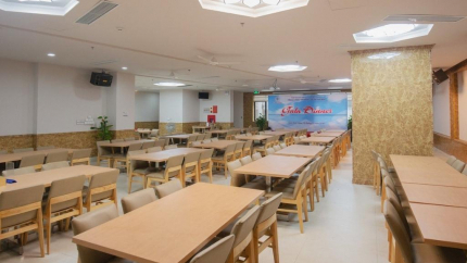 Nhà hàng Hải Yến Sầm Sơn 3 sao