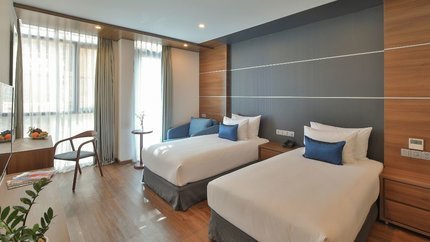 Partial Sea View Oasis Twin Bedroom