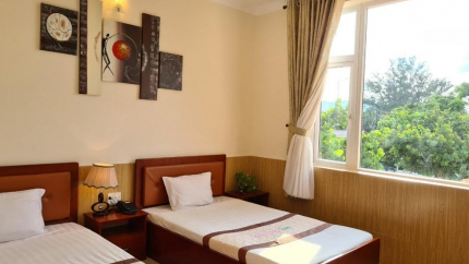 Phòng Superior Hướng Sân tại Haiduong Intourco Resort 3 sao