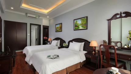 Phòng Superior Halais Hotel