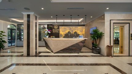 Lễ tân của khách sạn