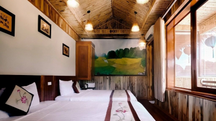 Phòng Family With Balcony Hang Mua Ecolodge Resort