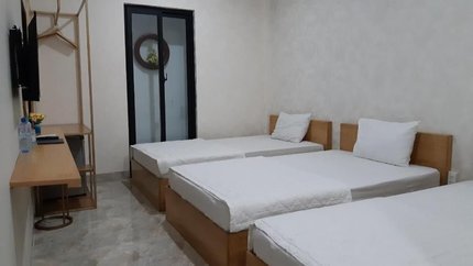 Phòng 3 giường đôi