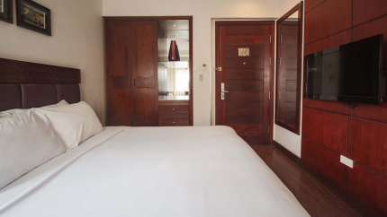 Phòng Deluxe City View E Central Hotel Hà Nội 4*