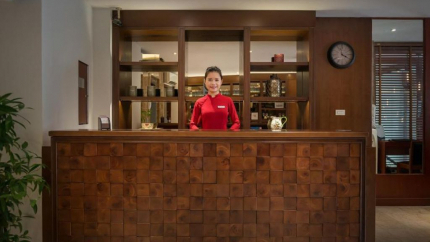 Lễ Tân Hanoi E Central Hotel