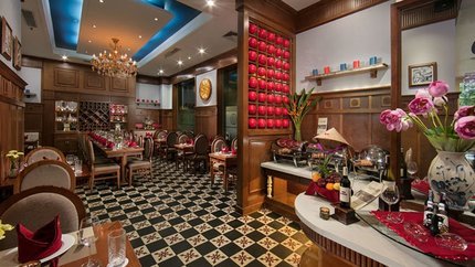 Không gian nhà hàng ấm cúng